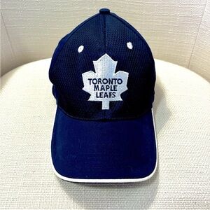 Toronto Maple Leafs Hat Cap Blue White Fitted Stretch Boys Youth NHL Hockey